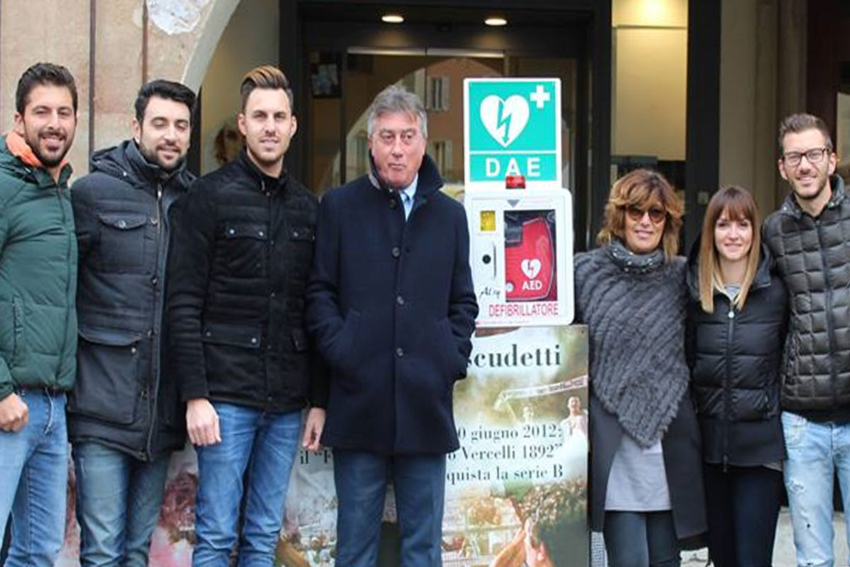 alberto dalmasso Donazione defibrillatore al comune di Vercelli
